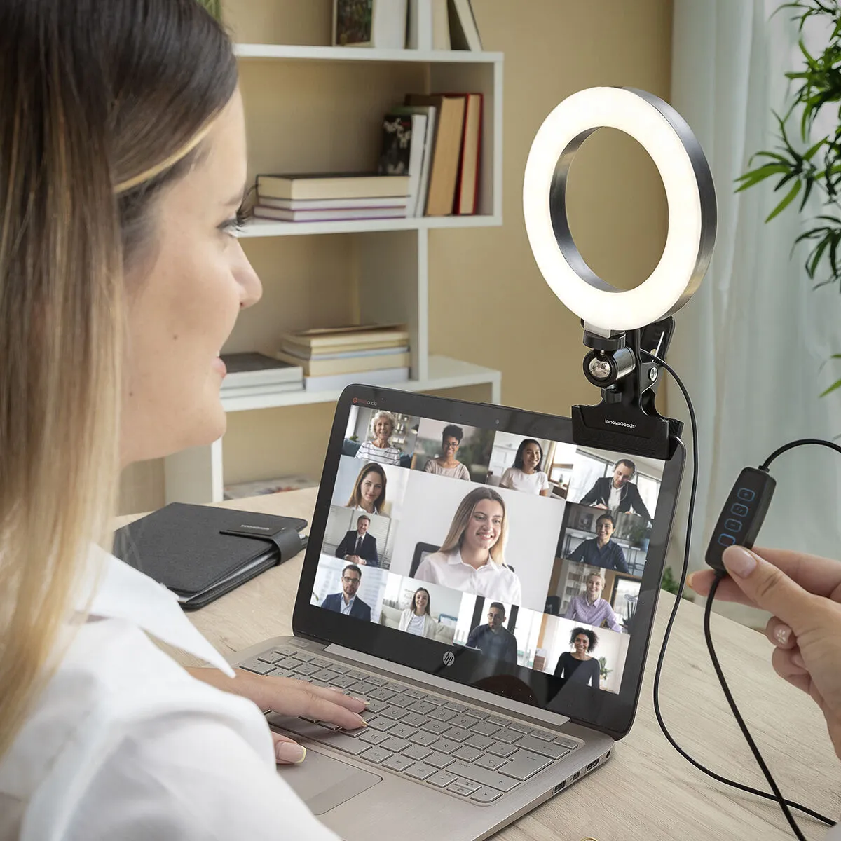 Kruhové selfie světlo se svorkovým držákem Lumahoop InnovaGoods
