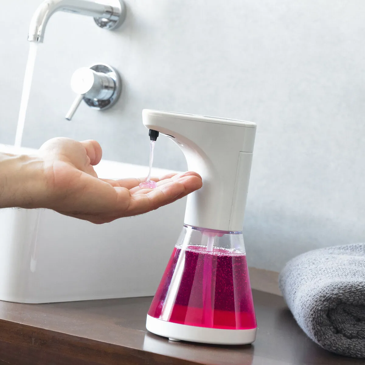 Automatický dávkovač mýdla se senzorem Sensoap InnovaGoods