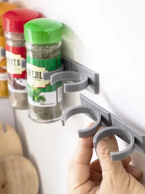 Přilnavý a oddělitelný organizér na koření Jarlock x20 InnovaGoods