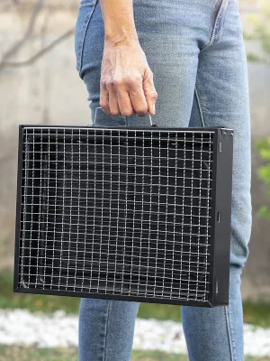 Přenosný skládací gril na dřevěné uhlí BearBQ InnovaGoods
