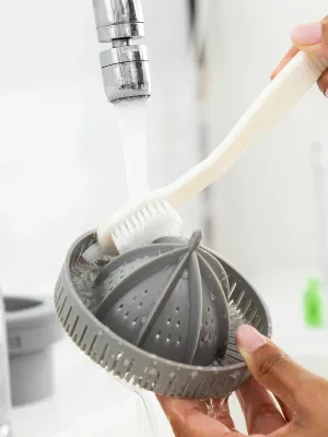 Automatický dobíjecí odšťavňovač Juisso InnovaGoods
