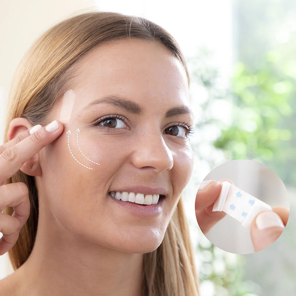 Neviditelné přilnavé náplasti Face Lift Liftrik InnovaGoods 40 kusů