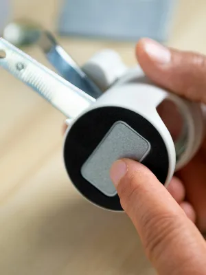 Kleštičky na nehty se světlem LED, lupou a pilníkem Clail InnovaGoods