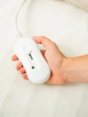 Dvojlůžkový elektrický ohřívač Blewarm InnovaGoods 60+60 W 140 x 160 cm Bílý